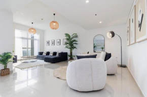 Huge Sky Villa With Panoramic Golf Views